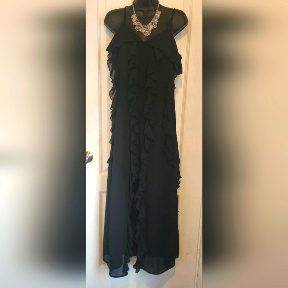THIRTY THIRTY Elegant Black Ruffle Maxi Dress Size Medium NWT